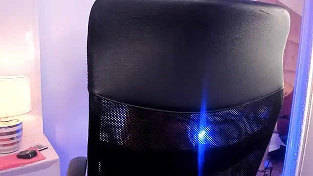 Snapshot of RouseWhitte chatting on November 2025 02:39:02 PM RouseWhitte online show from November 2025 02:39:02 PM