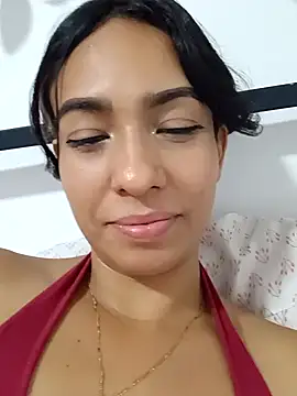 Snapshot of RouseWhitte chatting on November 2025 04:22:02 PM RouseWhitte online show from November 2025 04:22:02 PM