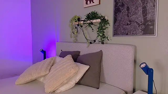 KeendraFox  online show from April 2026 10:09:02 AM