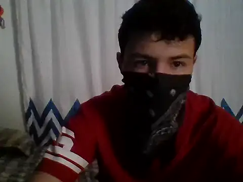 Snapshot of El_awo_ chatting on September 2025 04:10:02 PM El awo online show from September 2025 04:10:02 PM