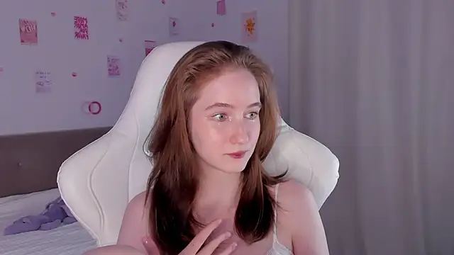 CrystalSoul  online show from September 2025 04:08:02 PM