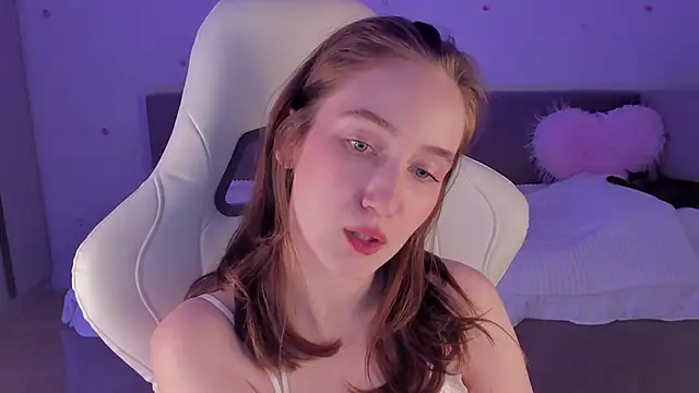 CrystalSoul  online show from October 2025 03:30:02 PM