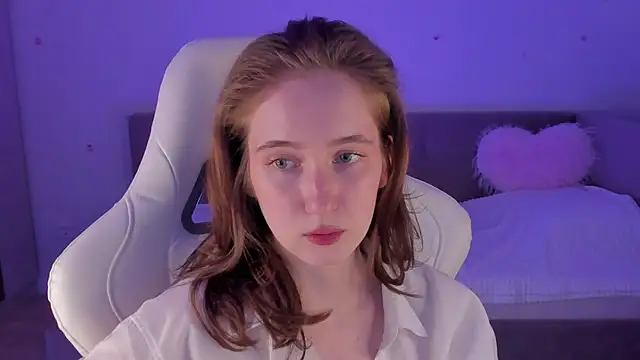 CrystalSoul  online show from November 2025 03:36:02 PM