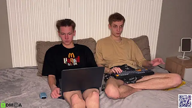 Snapshot of Eaton_ chatting on October 2025 06:41:02 PM Eaton online show from October 2025 06:41:02 PM