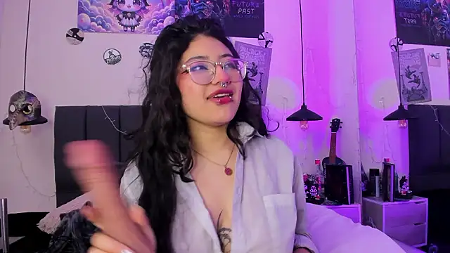 SabrinaV  online show from March 2026 11:35:01 AM