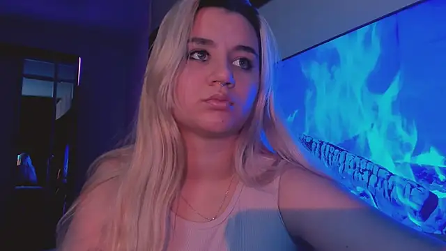 BarbaraSiren online show from October 2025 01:41:02 PM