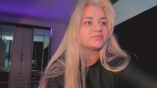 BarbaraSiren online show from October 2025 03:55:02 PM