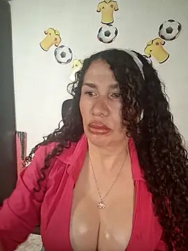 Snapshot of Lina_444 chatting on June 2026 01:30:02 AM Lina 444 online show from June 2026 01:30:02 AM