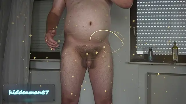 hiddenman87 online show from March 2026 11:08:01 PM