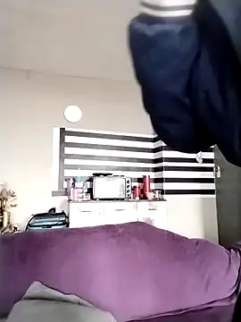 Massive Xxpounder online show from February 2026 03:29:02 PM