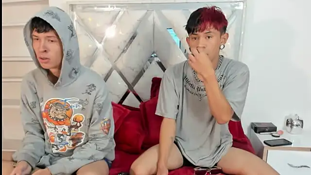 DemianSalvatore online show from October 2025 02:12:02 AM