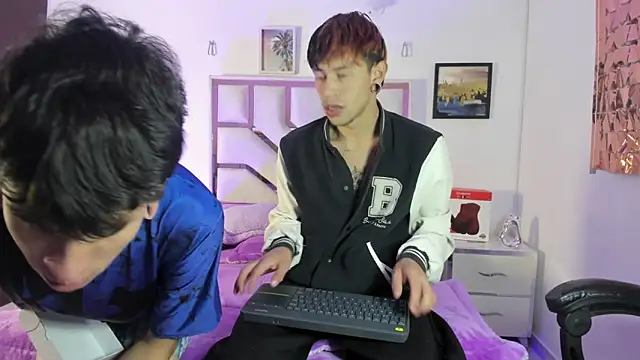 DemianSalvatore online show from February 2026 09:13:01 PM