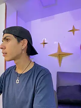 David 925  online show from December 2025 03:57:01 AM