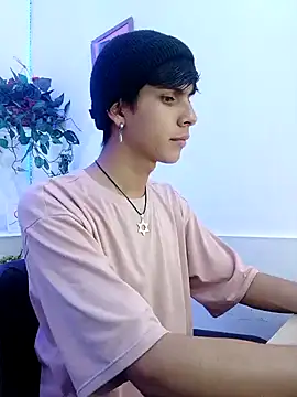 David 925  online show from December 2025 09:00:01 PM