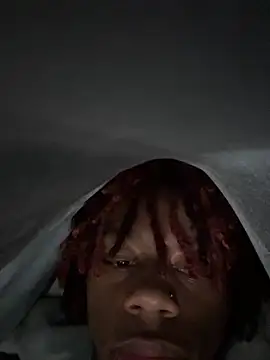 Snapshot of Zayinc chatting on October 2025 07:28:02 AM Zayinc online show from October 2025 07:28:02 AM