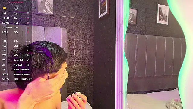 Erick Velveth online show from December 2025 06:09:02 AM