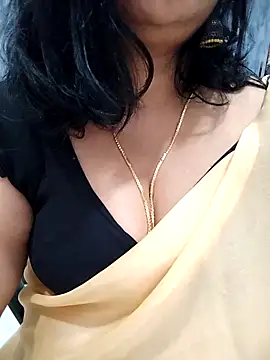 Snapshot of divya-jannu chatting on November 2025 05:45:01 PM divya-jannu online show from November 2025 05:45:01 PM