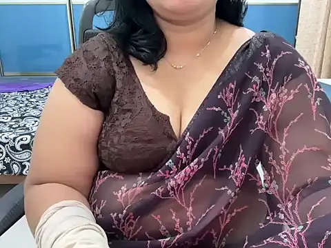 Snapshot of divya-jannu chatting on November 2025 05:16:01 PM divya-jannu online show from November 2025 05:16:01 PM