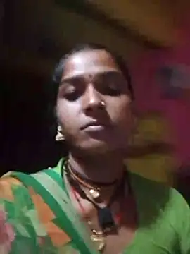 Snapshot of Hot_reshmaji chatting on June 2026 02:13:01 AM Hot reshmaji online show from June 2026 02:13:01 AM