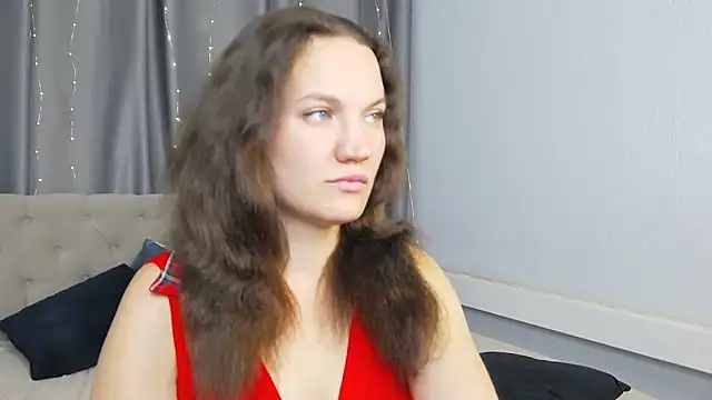 IvetaRayy online show from October 2025 01:09:01 PM