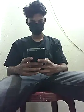 Snapshot of crish09 chatting on May 2026 11:47:01 AM crish09 online show from May 2026 11:47:01 AM