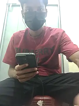 Snapshot of crish09 chatting on June 2026 08:19:01 AM crish09 online show from June 2026 08:19:01 AM
