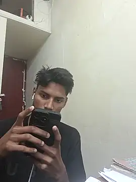 Snapshot of crish09 chatting on June 2026 05:28:01 AM crish09 online show from June 2026 05:28:01 AM