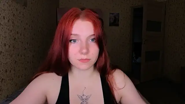 Snapshot of Layla_Glam chatting on June 2026 04:05:01 PM Layla Glam online show from June 2026 04:05:01 PM