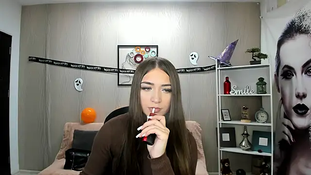 EllaClarke online show from October 2025 11:55:01 AM