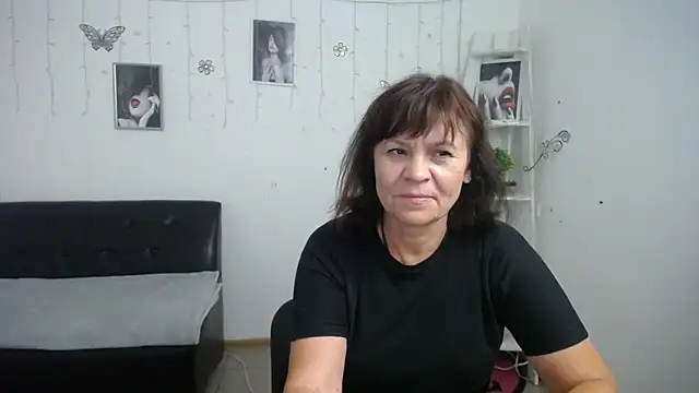 Snapshot of IngridWels chatting on September 2025 12:52:02 PM IngridWels online show from September 2025 12:52:02 PM