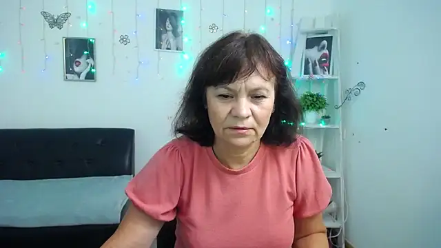 Snapshot of IngridWels chatting on September 2025 05:00:02 AM IngridWels online show from September 2025 05:00:02 AM