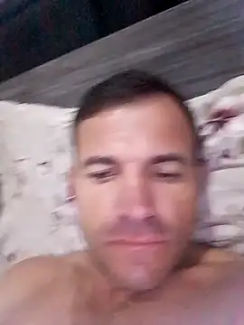 Snapshot of Claudiokkkkk chatting on February 2026 02:31:01 PM Claudiokkkkk online show from February 2026 02:31:01 PM