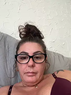 Snapshot of Rileyxxx69 chatting on September 2025 03:39:01 PM Rileyxxx69 online show from September 2025 03:39:01 PM