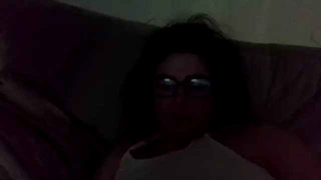 Snapshot of Rileyxxx69 chatting on November 2025 03:39:02 AM Rileyxxx69 online show from November 2025 03:39:02 AM