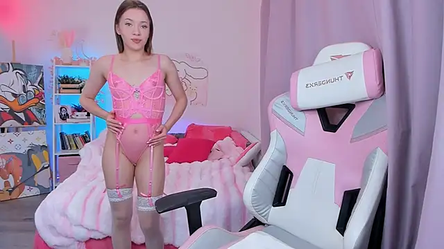 Leri Dells online show from November 2025 04:17:02 PM