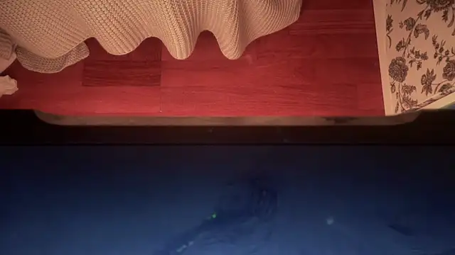 Snapshot of crisso06 chatting on November 2025 06:24:01 AM crisso06 online show from November 2025 06:24:01 AM