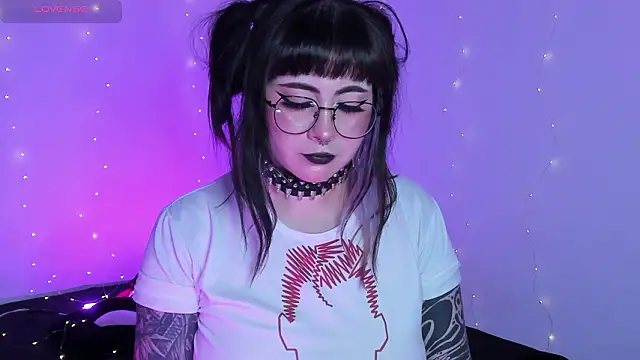 Hallucigenia  online show from March 2026 09:50:01 PM