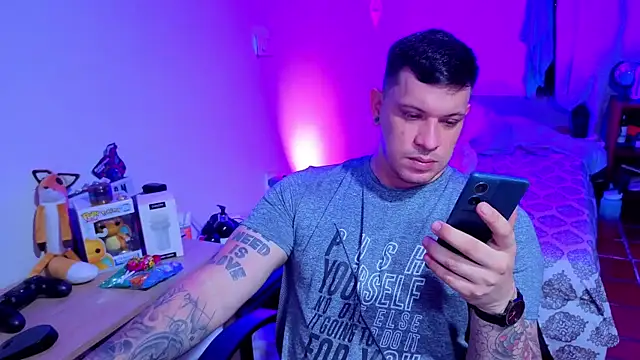 ryden 01 online show from September 2025 03:10:01 AM