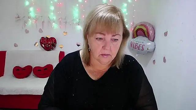 MilenaWedxy online show from September 2025 05:01:02 AM