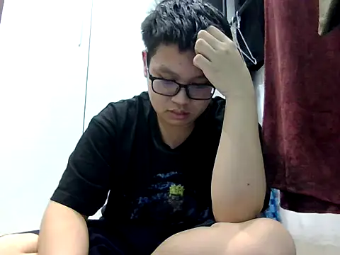 loveninja online show from April 2026 12:06:02 PM