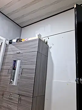 Gyal 8  online show from February 2026 04:11:01 AM