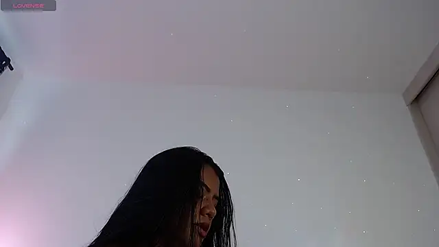 Camila Torresss online show from April 2026 07:47:01 PM