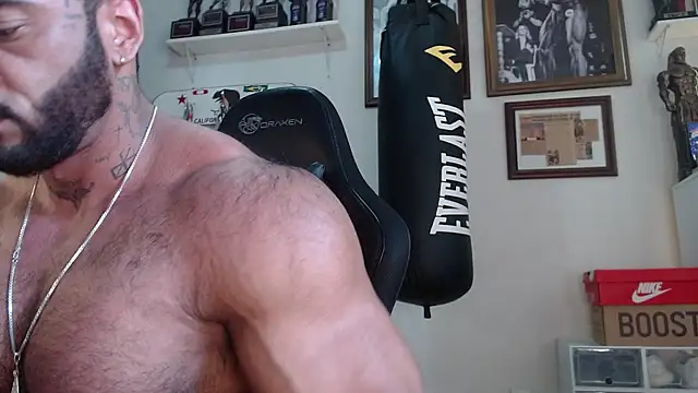 henryhadesflirt online show from April 2026 11:40:01 AM