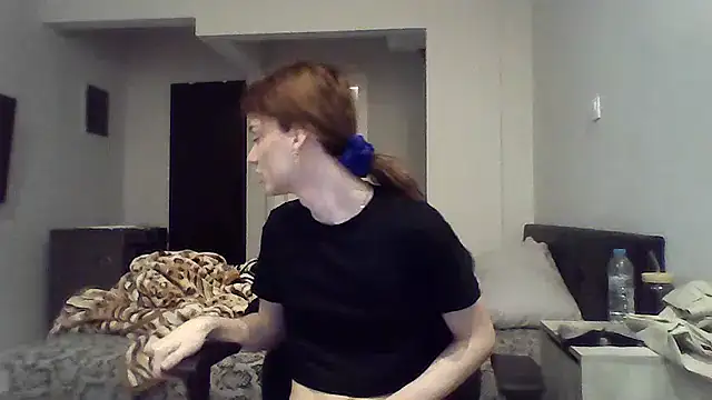 Luna Samosienko online show from February 2026 01:52:01 PM