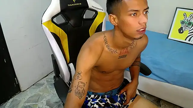 Snapshot of Nando_coll chatting on October 2025 12:55:01 PM Nando coll online show from October 2025 12:55:01 PM