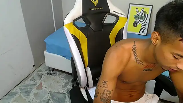 Snapshot of Nando_coll chatting on October 2025 11:25:01 AM Nando coll online show from October 2025 11:25:01 AM