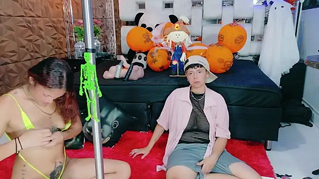 Twindesires online show from October 2025 05:25:02 PM