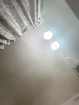 Snapshot of loverofbigitems2 chatting on October 2025 08:42:01 PM loverofbigitems2 online show from October 2025 08:42:01 PM