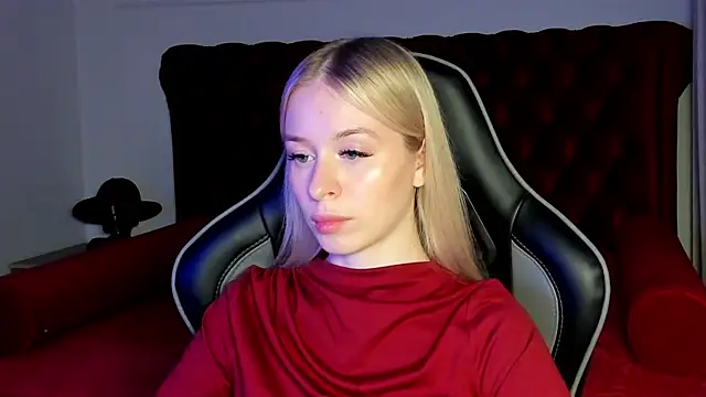 MiaGraces online show from November 2025 05:12:02 PM