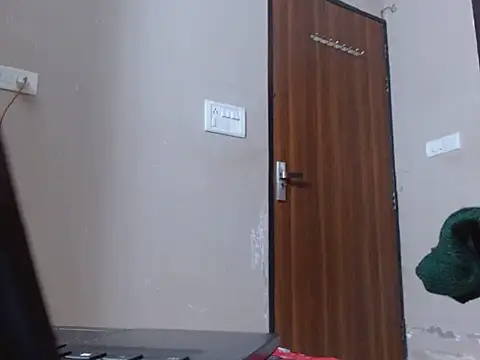 muskaan8400 online show from December 2025 07:27:02 AM